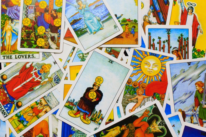 tarot - canstockphoto24141158 by wstockphoto